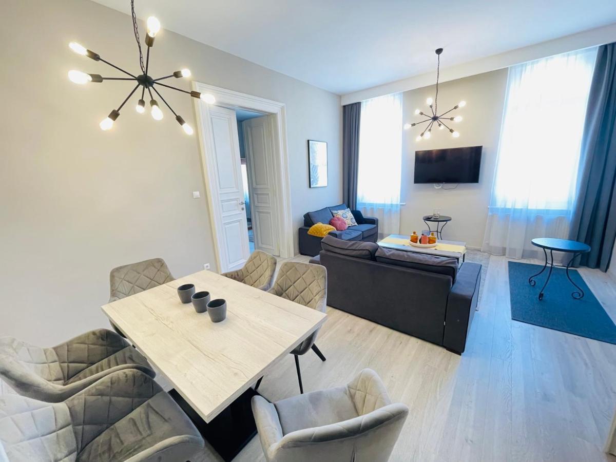 Podmaniczky Deluxe Apartment بودابست المظهر الخارجي الصورة