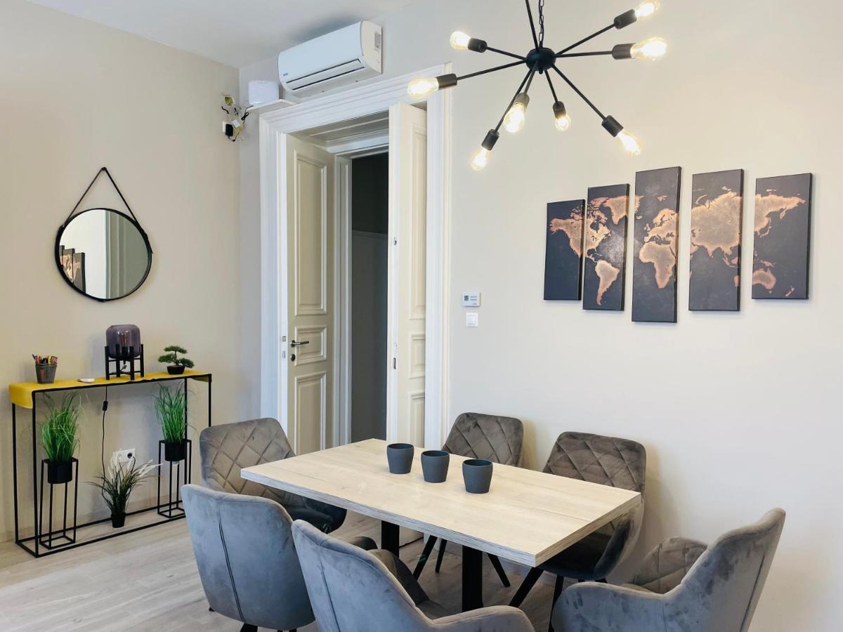 Podmaniczky Deluxe Apartment بودابست المظهر الخارجي الصورة