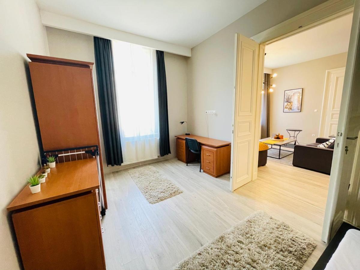 Podmaniczky Deluxe Apartment بودابست المظهر الخارجي الصورة