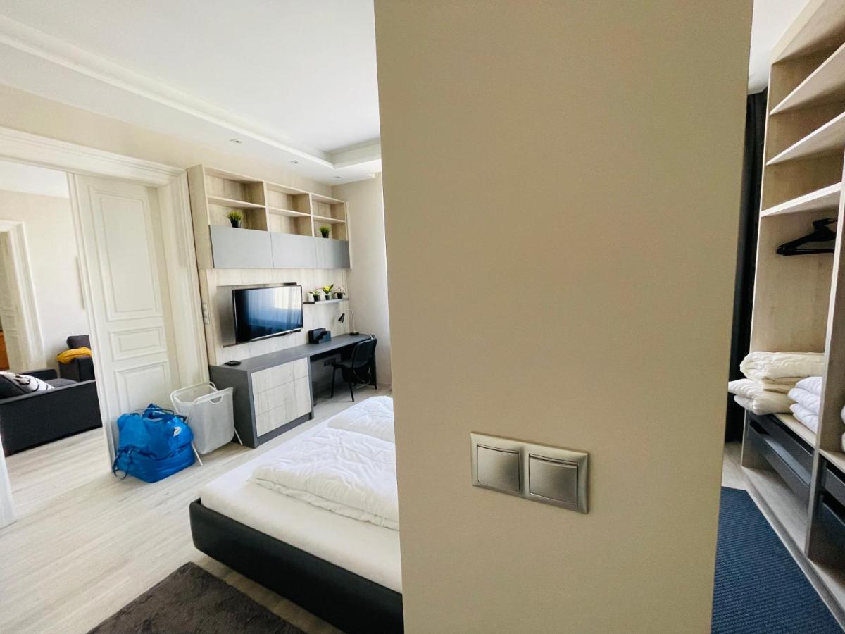 Podmaniczky Deluxe Apartment بودابست المظهر الخارجي الصورة